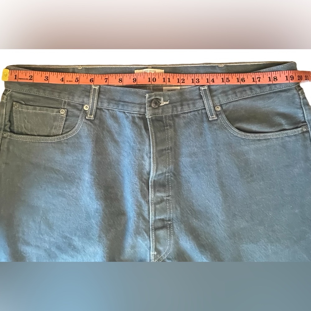 Levi 501 Buttonfly Jeans - Picture 2 of 11